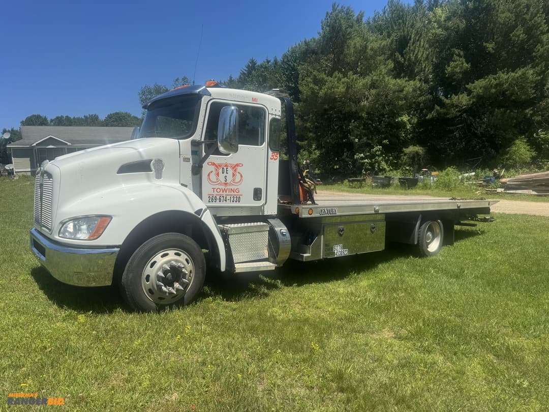 Image of Kenworth T3 Primary image