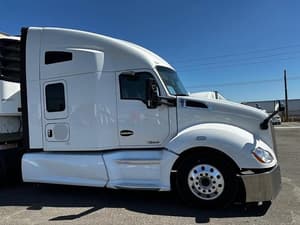 2021 Kenworth T680 Image