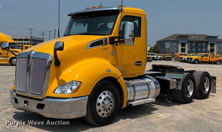 Image of Kenworth T680 Primary image