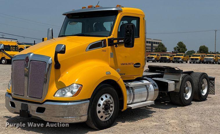 Image of Kenworth T680 Primary image