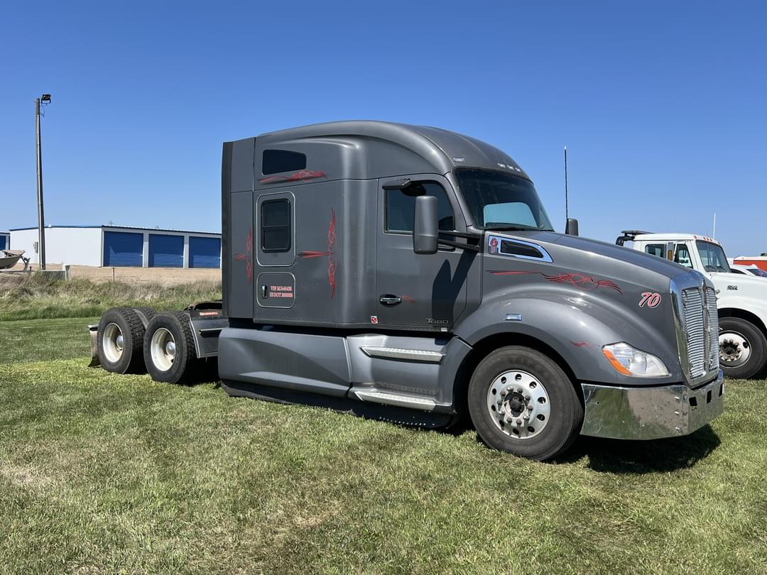 Image of Kenworth T680 Primary image