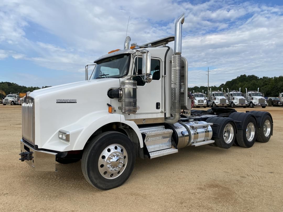 Image of Kenworth T800 Primary image