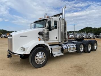Main image Kenworth T800