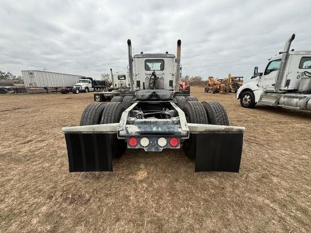 Image of Kenworth T880 equipment image 3