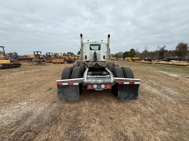 Image of Kenworth T880 equipment image 3