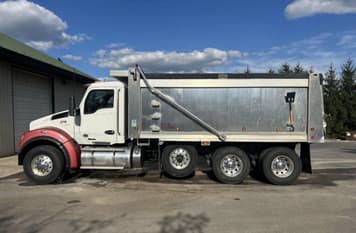 Main image Kenworth T880