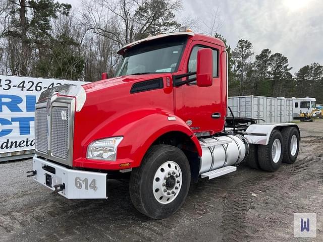 Image of Kenworth T880 equipment image 1