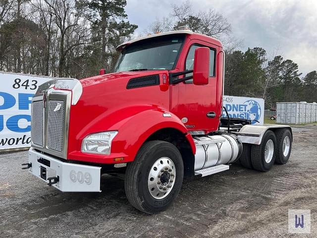 Image of Kenworth T880 equipment image 1