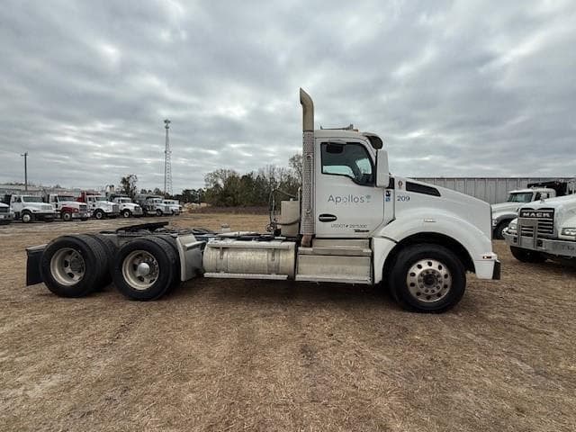Image of Kenworth T880 equipment image 1