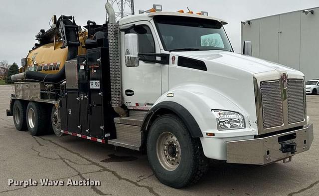 Image of Kenworth T880 equipment image 2