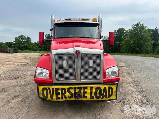 Image of Kenworth T880 equipment image 2