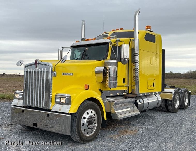 Image of Kenworth W900 Primary image