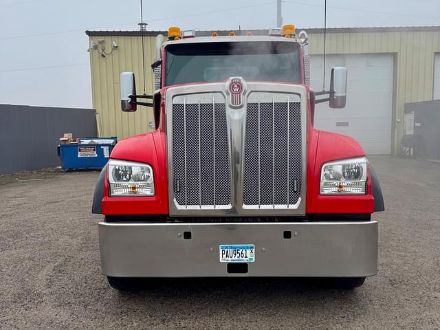 Image of Kenworth W990 equipment image 1