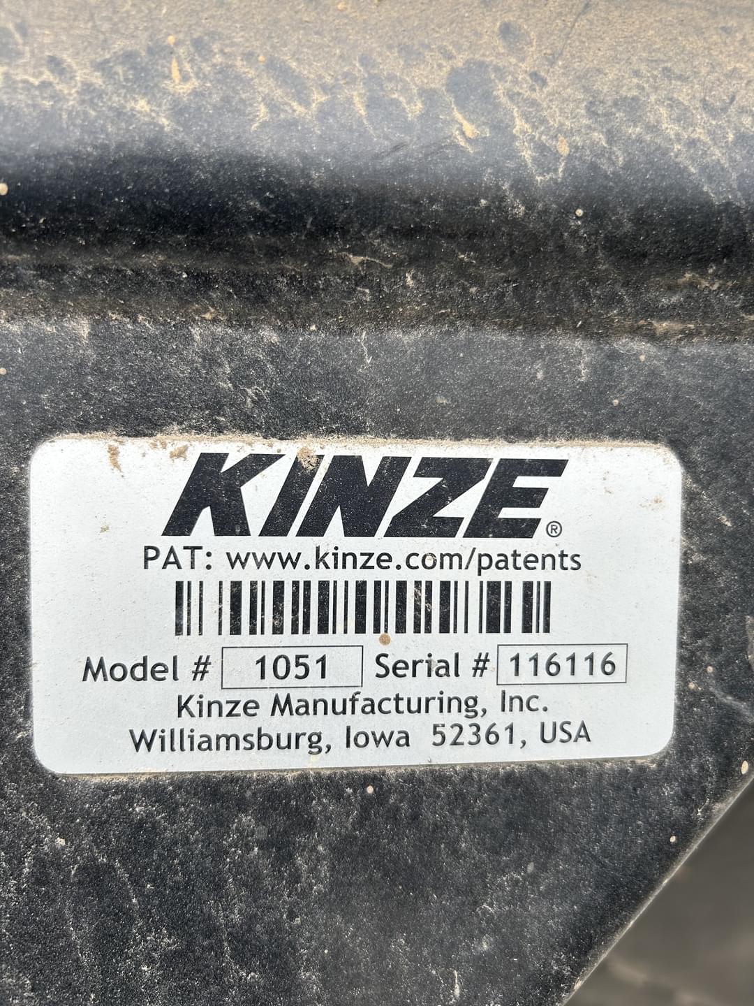 Image of Kinze 1051 Image 1