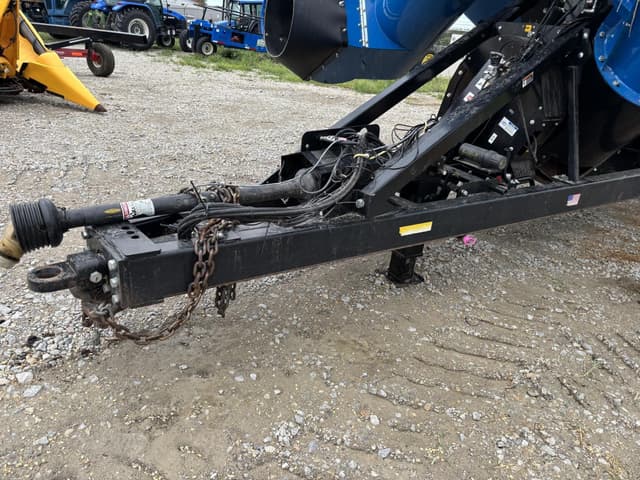 Image of Kinze 1305 equipment image 1