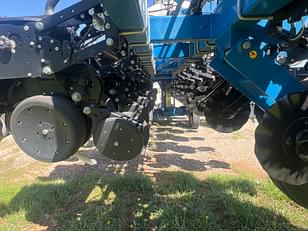 Main image Kinze 3600 6