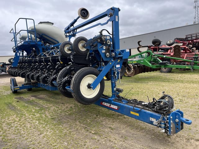 Image of Kinze 3605 equipment image 1