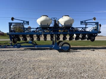 Main image Kinze 3605