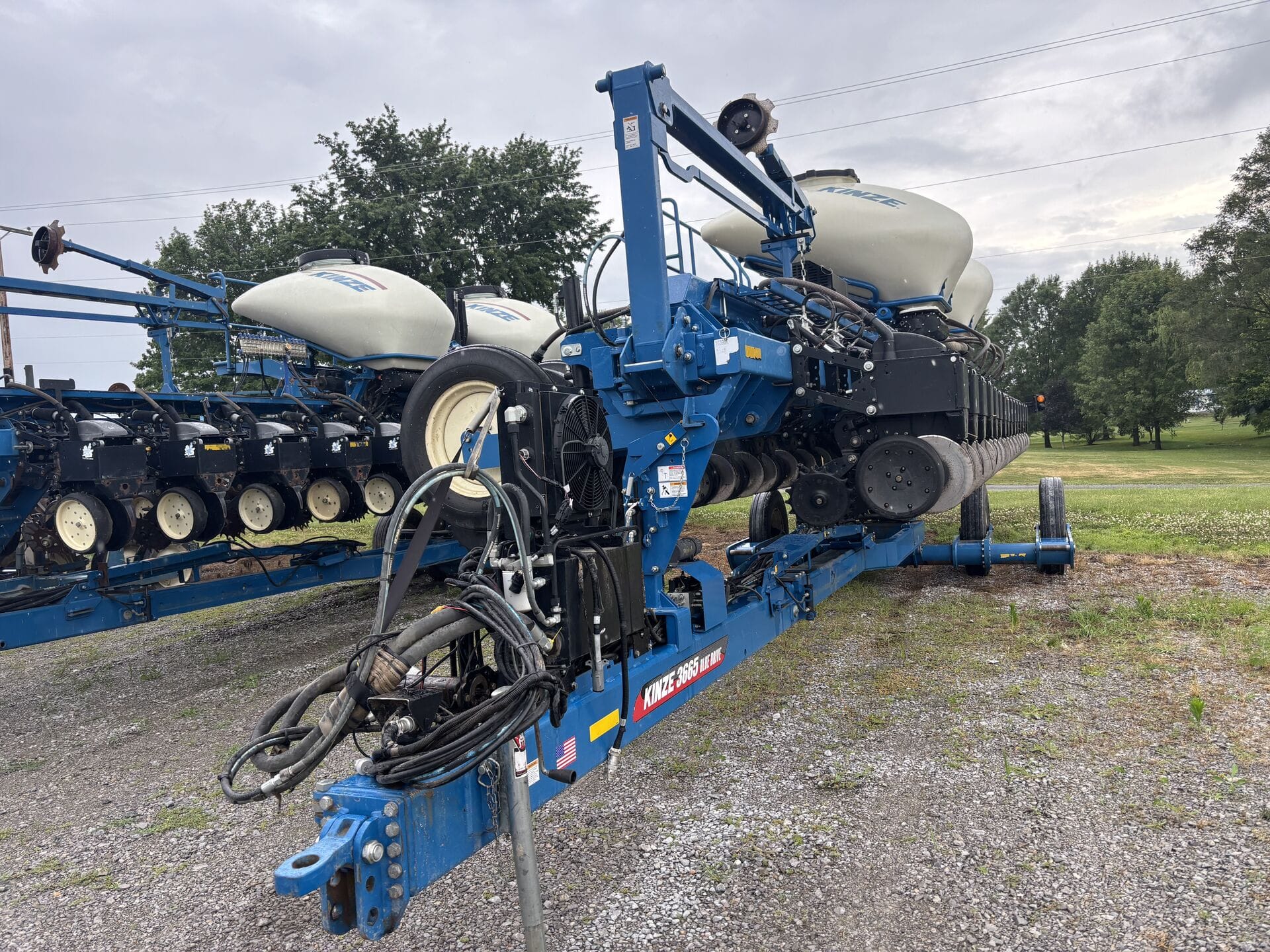 2021 Kinze 3665 Equipment Image0