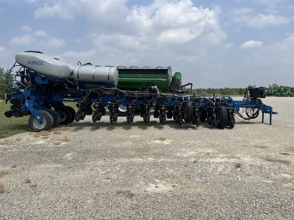Image of Kinze 4905 equipment image 2
