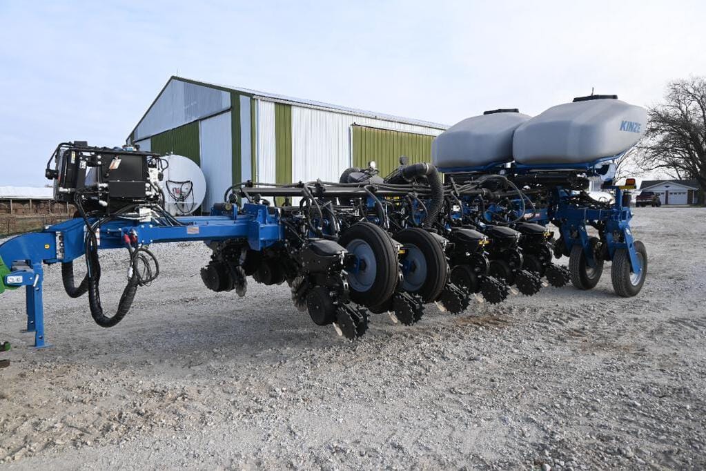 Main image Kinze 4905