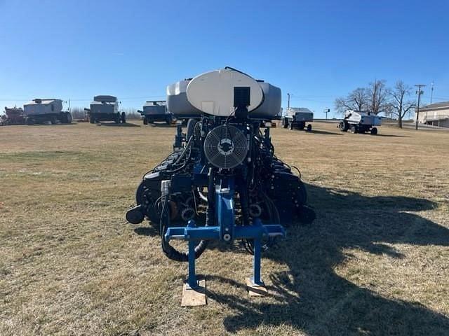 Image of Kinze 4905 equipment image 1