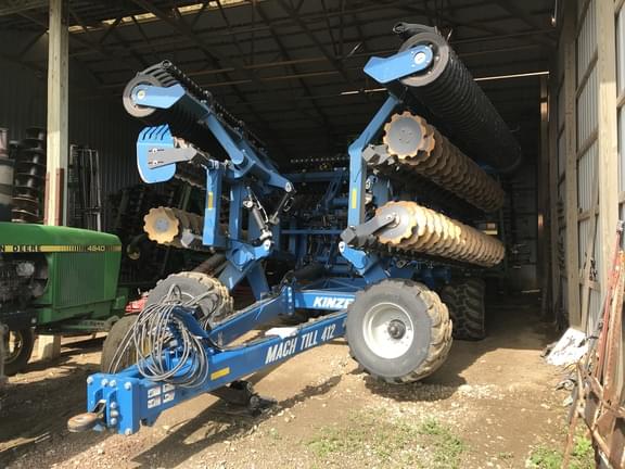 Image of Kinze Mach Till 412 equipment image 1