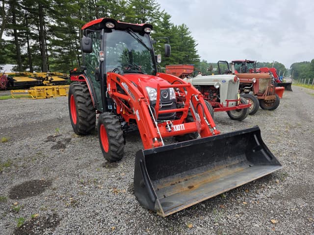 Image of Kioti DK4210SE equipment image 4