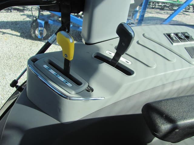 Image of Kioti RX7320 equipment image 3