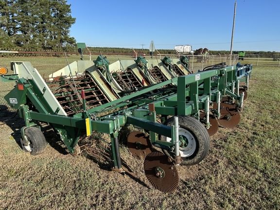 2021 KMC 638 Equipment Image0