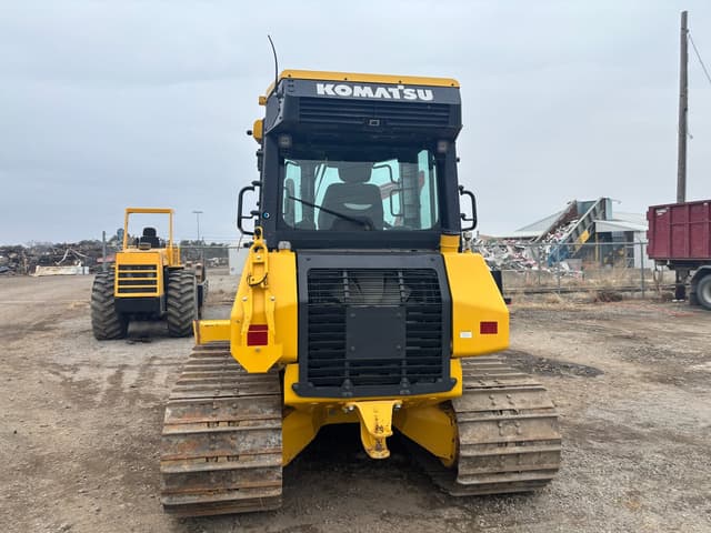 Image of Komatsu D39PX-24 equipment image 2