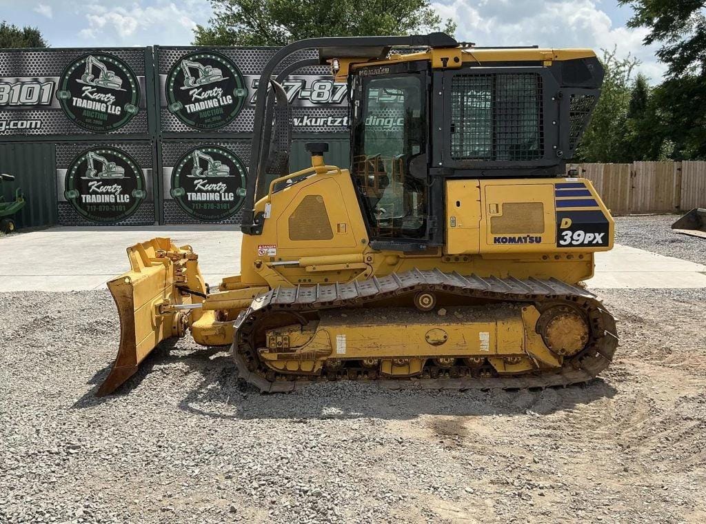 2021 Komatsu D39PX-24 Equipment Image0