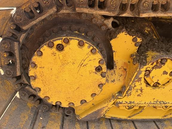 Image of Komatsu D51PX-24 equipment image 3