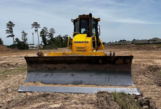 Image of Komatsu D61PX-24 equipment image 1