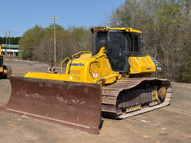 Image of Komatsu D71PX equipment image 2