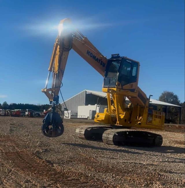 Image of Komatsu PC210 LC-11 equipment image 1
