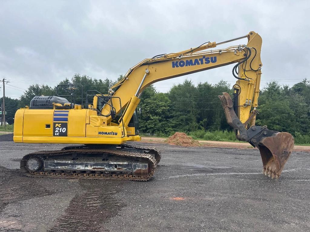 Image of Komatsu PC210LC-11 Primary image