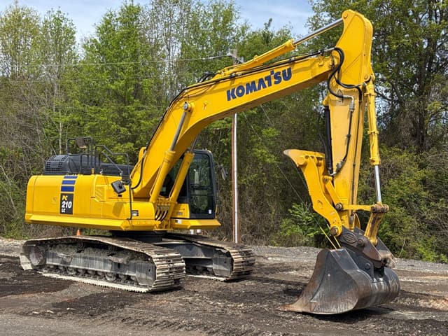 Image of Komatsu PC210 LC-11 equipment image 3