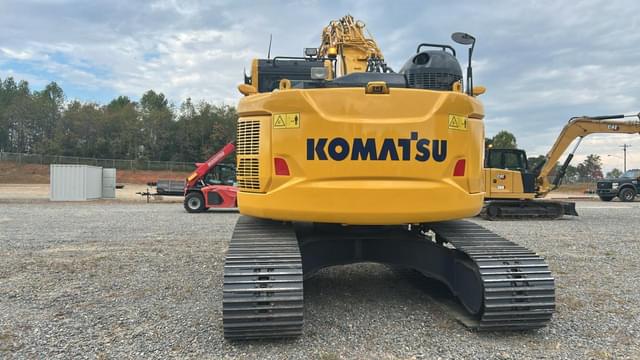 Image of Komatsu PC228 equipment image 3