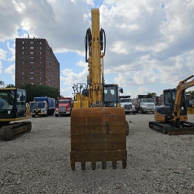 Image of Komatsu PC228US LC equipment image 1