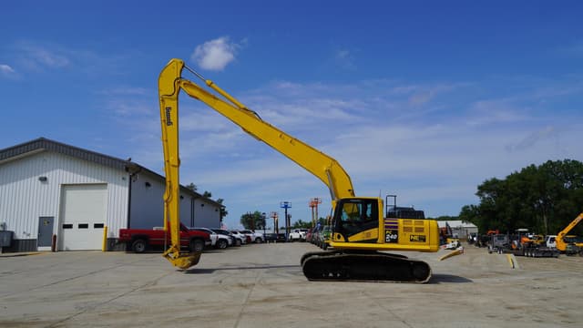 Image of Komatsu PC240LC equipment image 2