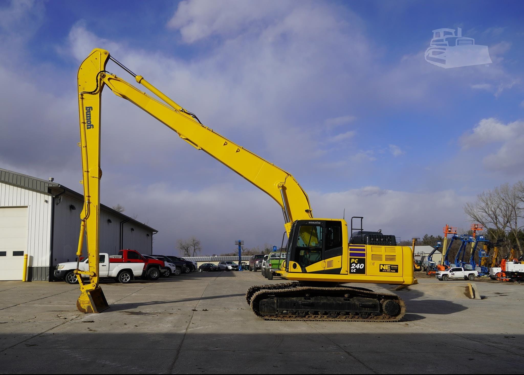 2021 Komatsu PC240LC Equipment Image0