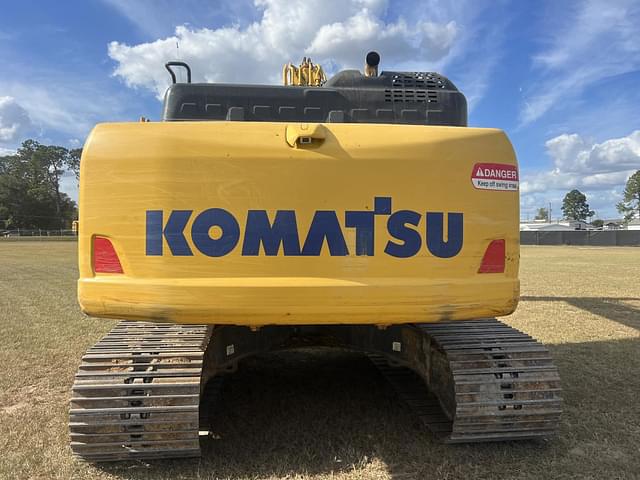 Image of Komatsu PC240LC equipment image 3