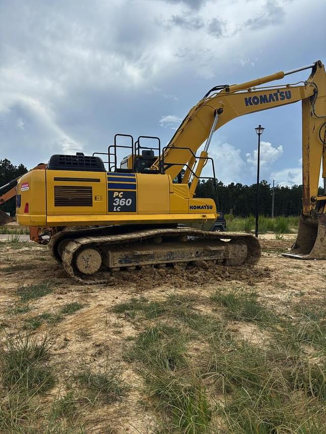 Image of Komatsu PC360LC-11 equipment image 2