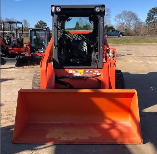 Image of Kubota SSV75 equipment image 4