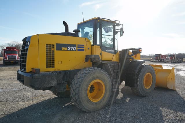 Image of Komatsu WA270 equipment image 4