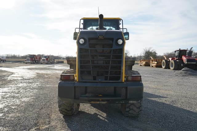 Image of Komatsu WA270 equipment image 3