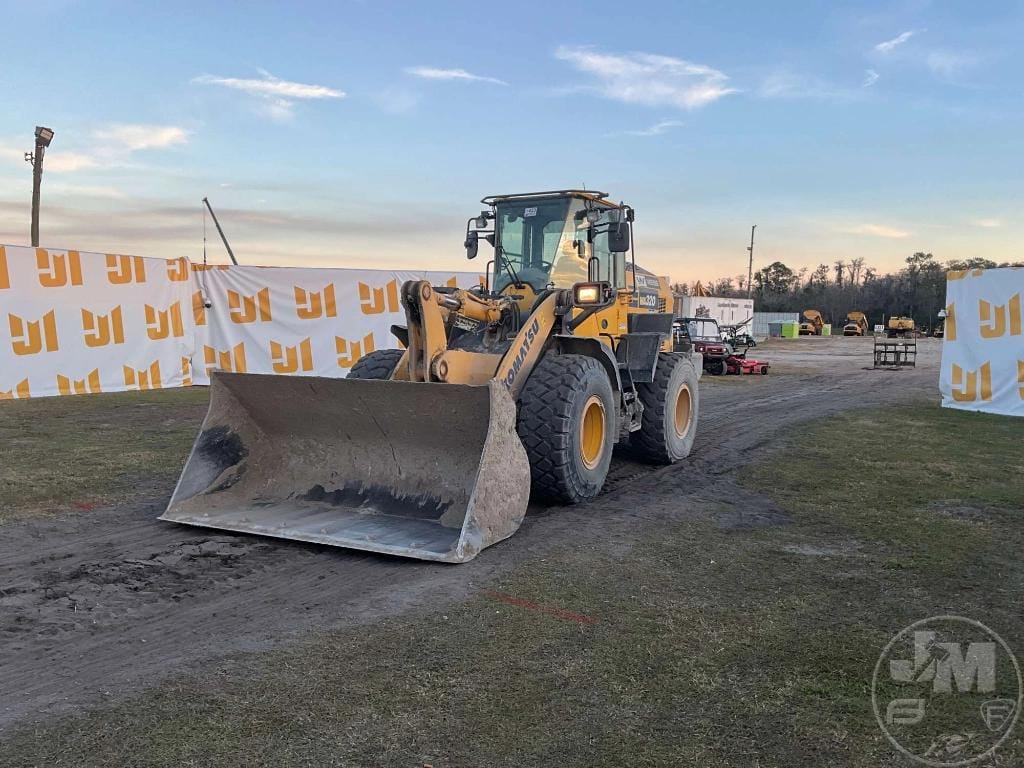2021 Komatsu WA320-8 Equipment Image0
