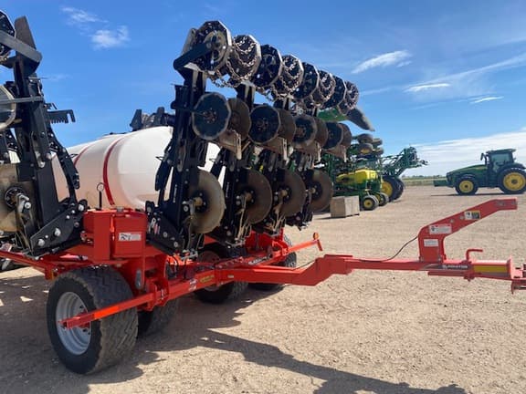 Image of Kuhn Krause Gladiator 1210-1630 equipment image 4