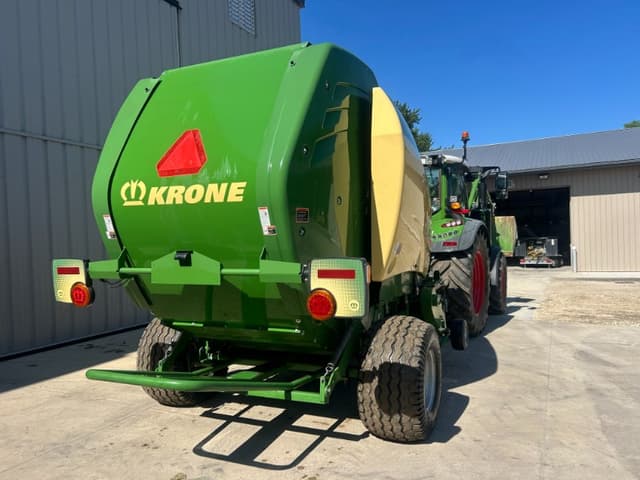 Image of Krone Comprima V150XC equipment image 2